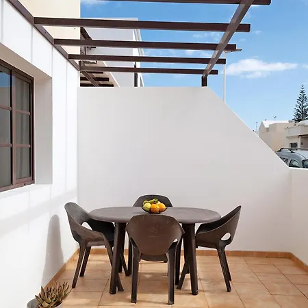 Casa Candido * بلايا هوندا